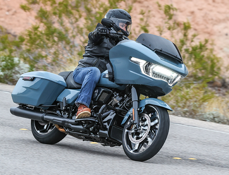 3_riding_rf_RoadGlide woman riding 2024 Harley-Davidson Road Glide