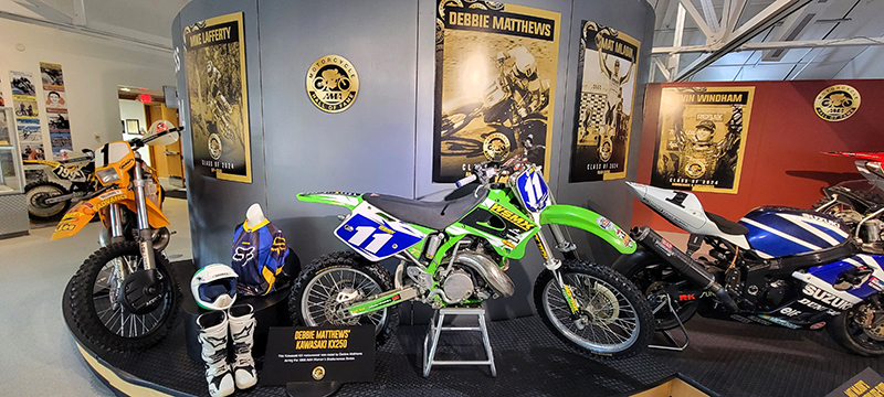 05_debbiesbikeinHOF debbie MAtTHEWS BIKE HALL OF FAME MUSEUM